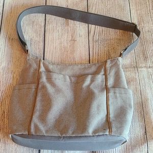 Thirty one zip top shoulder bad